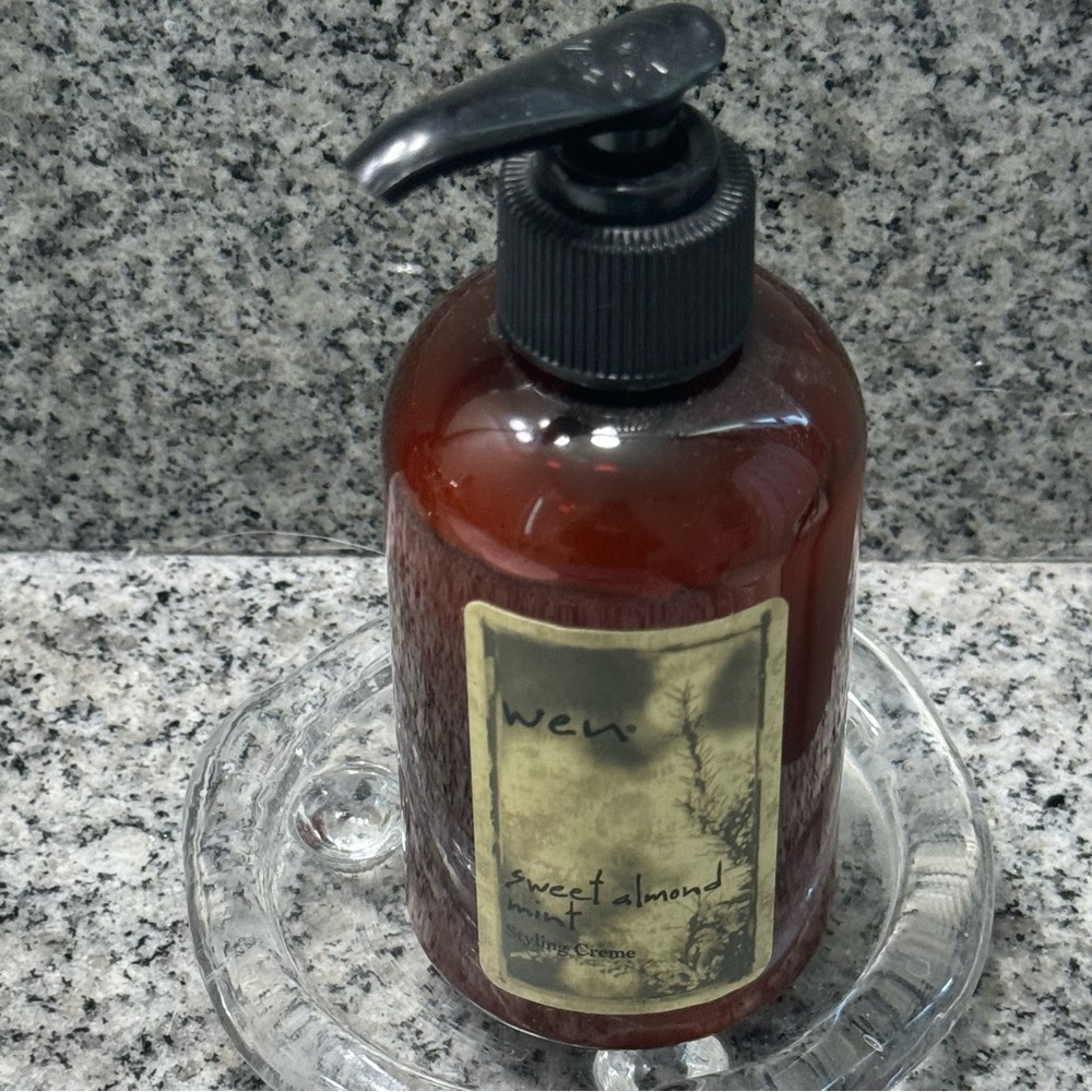 WEN Sweet Almond Mint Styling Creme